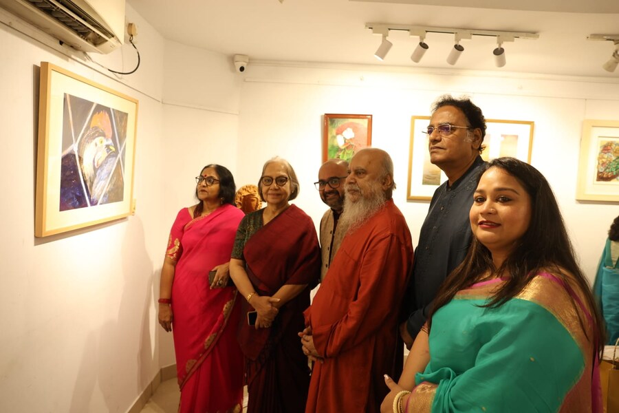(From right) Joita Sen, patron, Gallery Gold; Subrata Gangopadhyay, painter; Subhaprasanna Bhattacharya, painter; Suvankar Sen, patron, Gallery Gold; painters Shipra Bhattacharya, and Babita Das at Gallery Gold on Friday for the inauguration of the 7th chapter of ‘Strokes & Strikes’ exhibition 