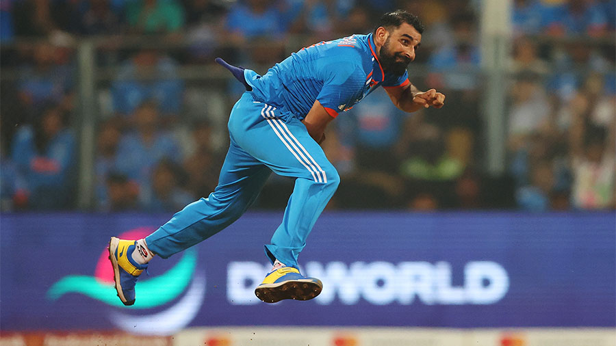 When Mohammed Shami is bowling, take bathroom breaks at your own risk 