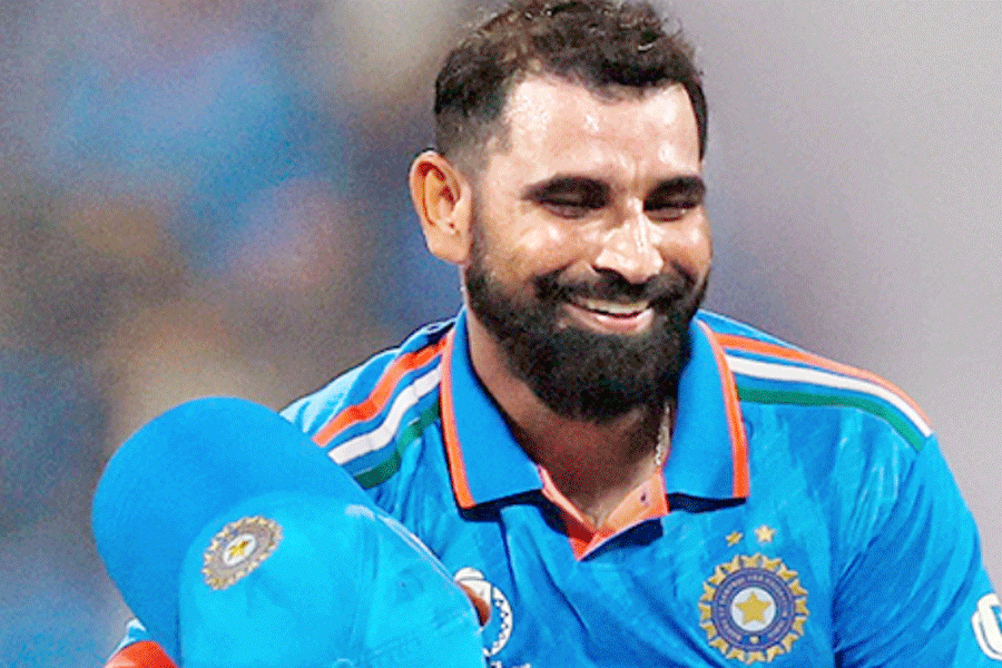 SHAMI SPECIAL: New Zealand were cruising at 178/2 but Mohammed Shami rattled them with a scintillating five-wicket haul in Dharamsala. The Kiwis were all out for 273. With Kohli scoring 95, India chased it down easily.