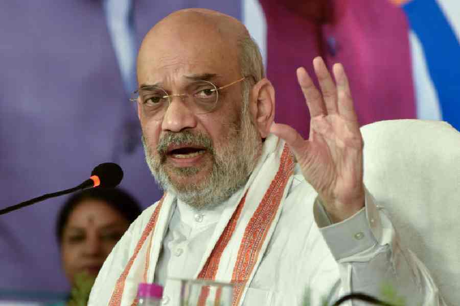 Amit Shah | Amit Shah attacks Opposition for 'boycotting' discussion in  Parliament on criminal law bills - Telegraph India