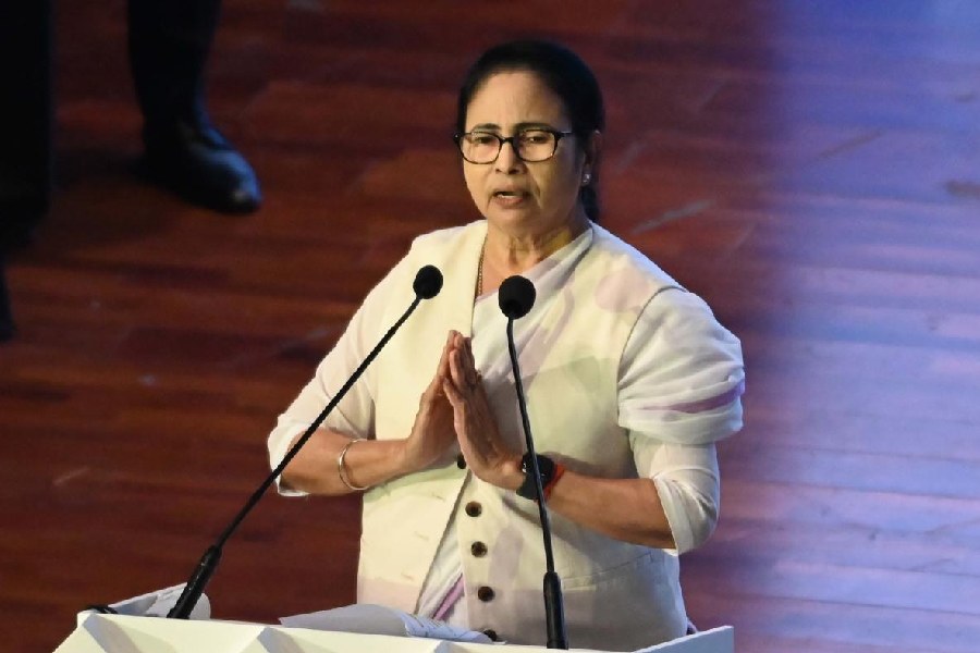 Bengal Global Business Summit (BGBS) | Mamata Banerjee Underscores ...