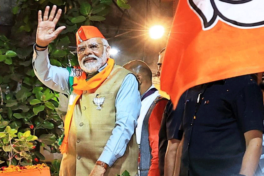 Narendra Modi | Rajasthan: Congress flags Ashok Gehlot's 'welfare agenda'  and Narendra Modi's 'failures' - Telegraph India