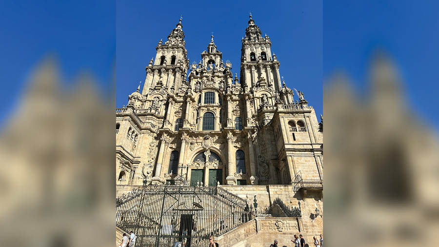 View of the Compostela cathedral from the Plaza del Obradoiro