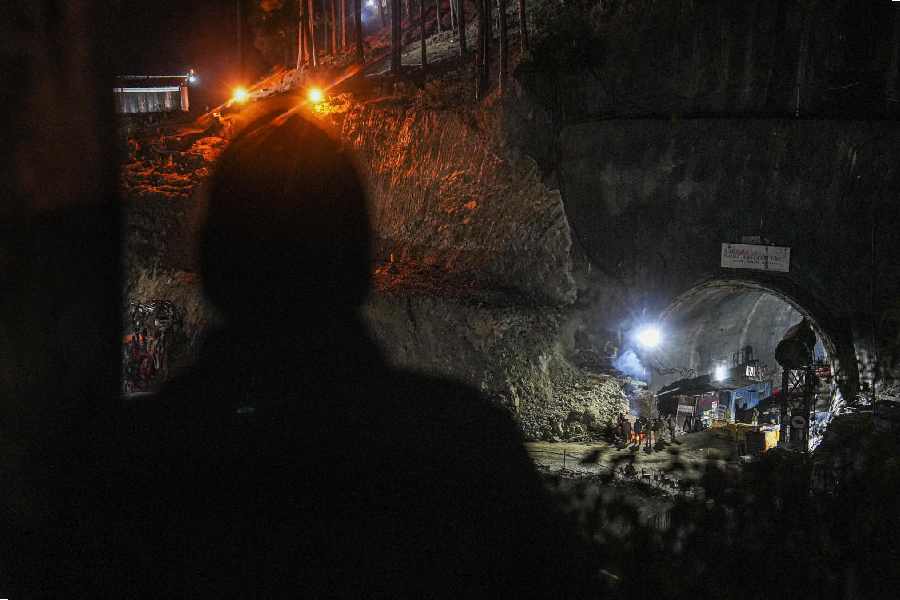 Silkyara Tunnel Drilling At Silkyara Tunnel On Hold For Another Day