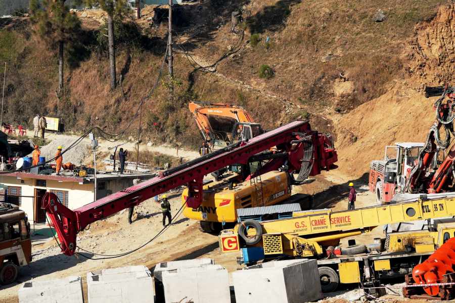 Uttarakhand | Uttarkashi Tunnel Collapse: Setback To Tunnel Rescue Work ...