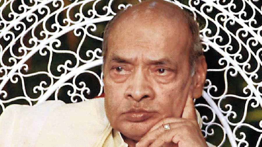 Chowdhury highlighted the left-wing proclivities of P.V. Narasimha Rao when he was chief minister of Andhra Pradesh, which changed when he became PM