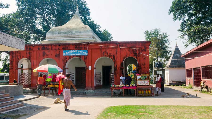 The main temple of Kiriteswari 