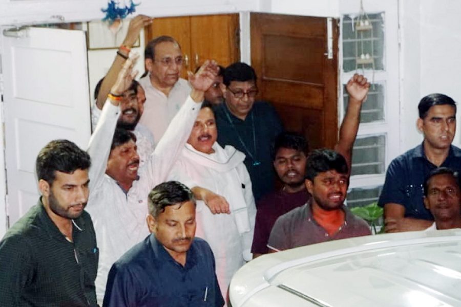 Aam Aadmi Party holds protest against arrest of Rajya Sabha MP Sanjay Singh