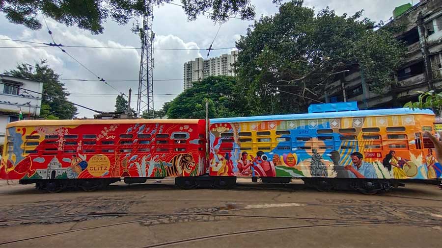 Special tramcar to commemorate Unesco tag on Kolkata Durga Puja and 100 years of tramways