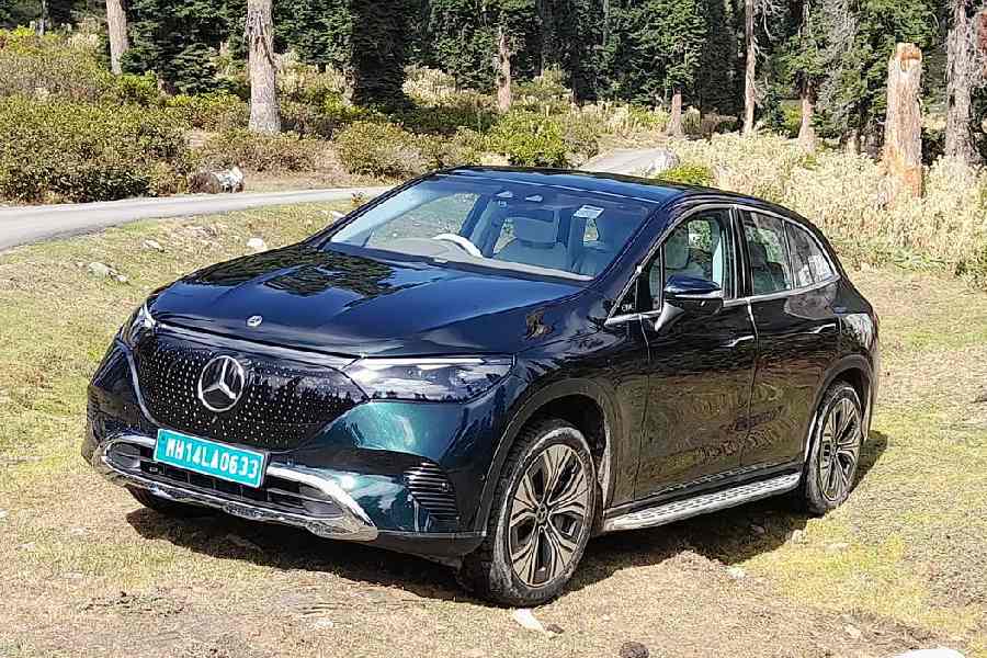 With the suspension raised, the EQE500 4MATIC SUV can tackle off-road stretches quite comfortably