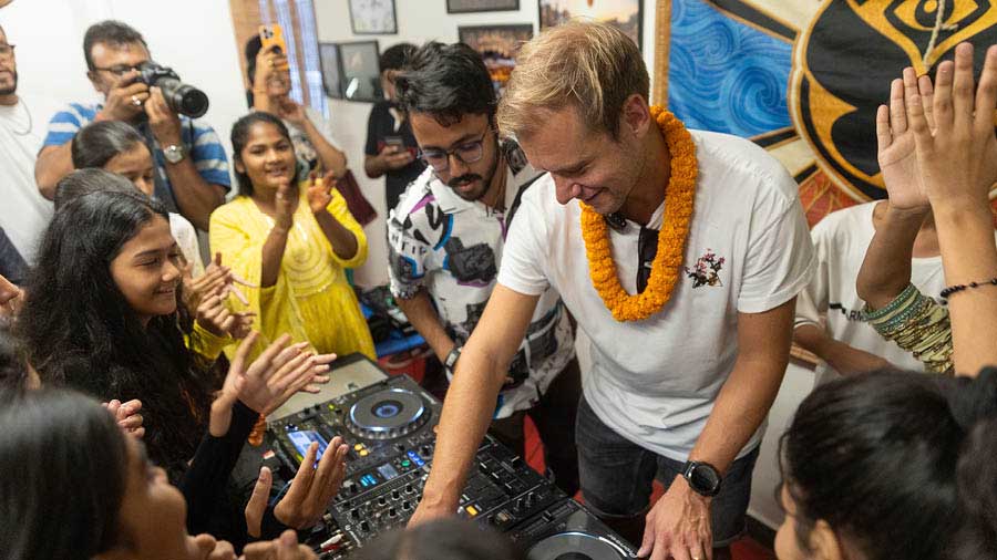 An exclusive set by Armin for the children at Ek Tara