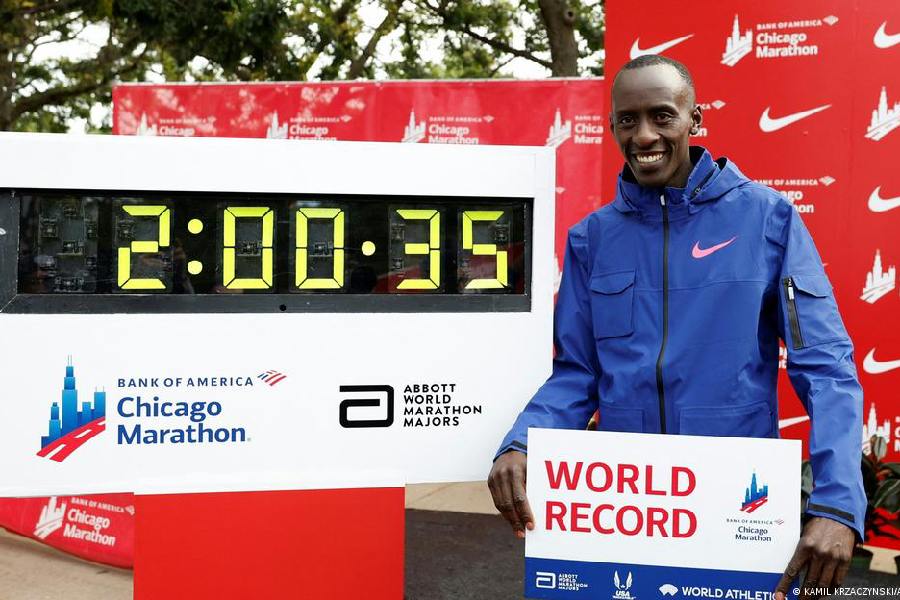 Marathon | Kenya's Kelvin Kiptum Smashes Men's Marathon World Record In ...