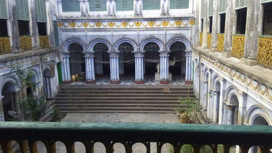 The Mahiary Kundu Chowdhury mansion