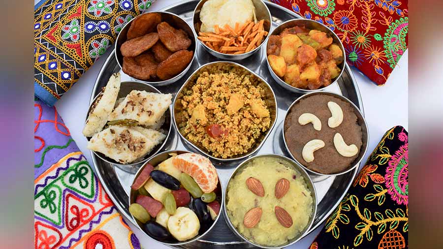 A Falahaar vrat thali