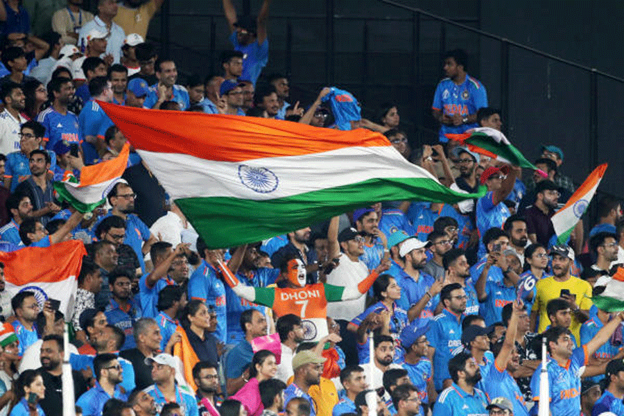 India Thump Pakistan in Supercharged Narendra Modi Stadium