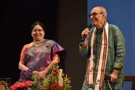  Prof. Dr. Chandrani Biswas and Shri Shirshendu Mukhopadhyay