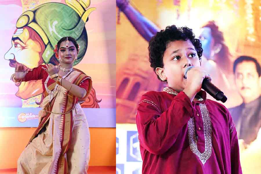 (l-r) A participant enthralled all with her performance on Sisir e Sisir e, A bundle of talent, Riddhiraj Sen recited Amar Durga
