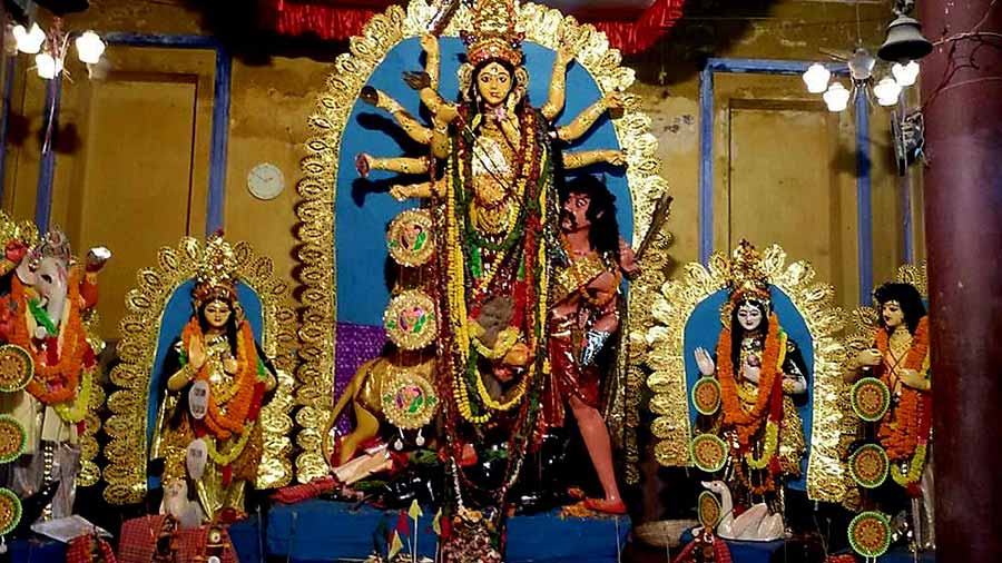 Witness Tantra cult worship and ‘ranna bari’ at Cossipore Biswas family Durga Puja