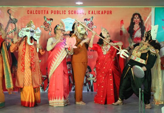 Calcutta Public school, Kalikapur celebrated Agomoni on 17th October. There was Festive Fiesta celebrated on the same day featuring cultural program, Artisans's Fair and food fiesta