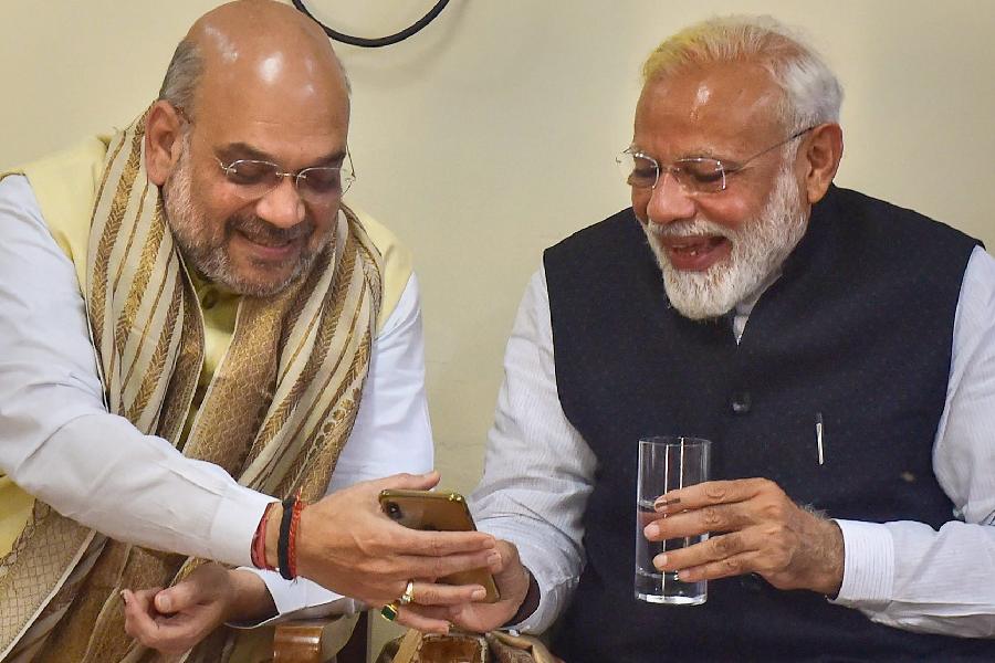 Amit Shah Prime Minister Narendra Modi Lauds Home Minister Amit Shah As Outstanding 9949