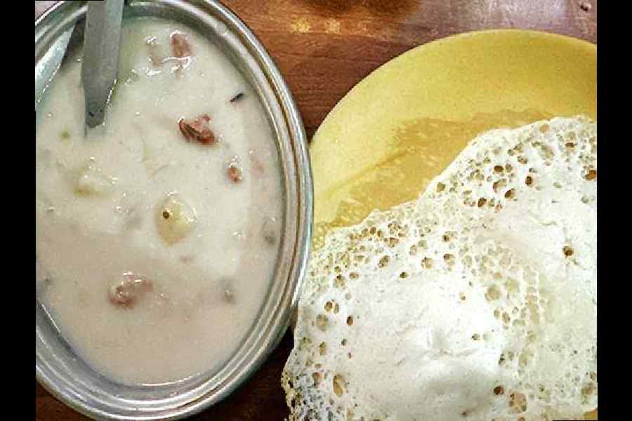 Appam and mutton stew are served for breakfast on Sunday