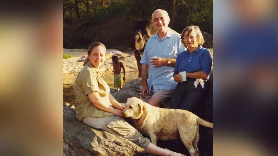 The Wright family had a home in Kolkata, but spent a lot of time in Kanha National Park’s Kipling Park, which Anne helped set up. In picture: Anne and her husband Robert (Bob) with a young Belinda Wright