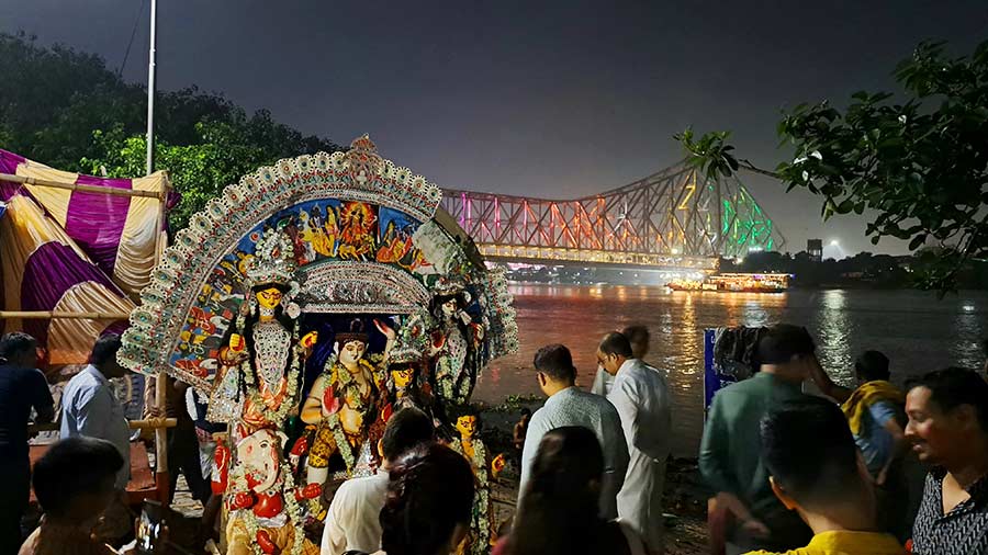 Immersion of the goddess at Jagannath Ghat