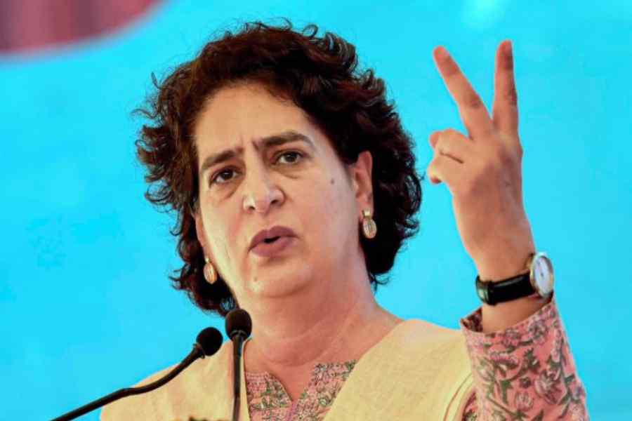 Priyanka Gandhi Vadra Blasts Modi Government, Says Farmers' Movement Became Big Due to His Desire to Allow Corporations to Dominate Agricultural Sector