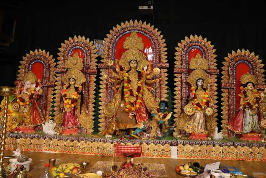 Sambandh, a Bengali association based at Helsingborg (Sweden), celebrated its fourth Durga Puja this year. The non-profit organisation was started in 2019 by a few ‘probashi’ Bengali families in the Scandinavian nation. A fibreglass Durga idol was sourced from Kolkata last year with a five-year plan in mind. As with many ‘probashi pujos’, there is no immersion; the idol is wrapped and stored for reuse