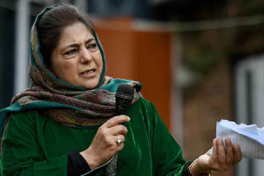 Mehbooba Mufti | PDP leader Mehbooba Mufti speaks out against curbing ...