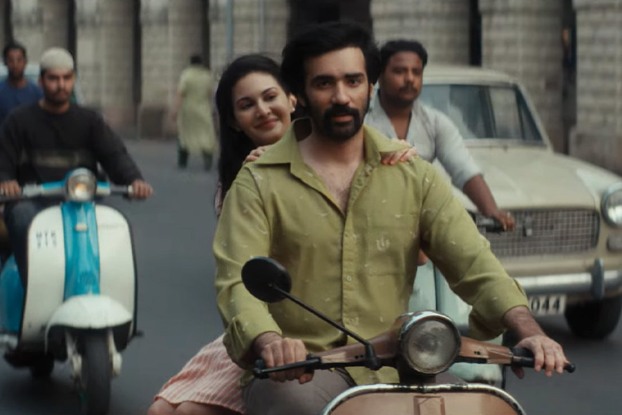 Bambai Meri Jaan | Bambai Meri Jaan trailer: Kay Kay Menon and Avinash  Tiwary take us on a ride to 1970s' crime-laden Mumbai - Telegraph India