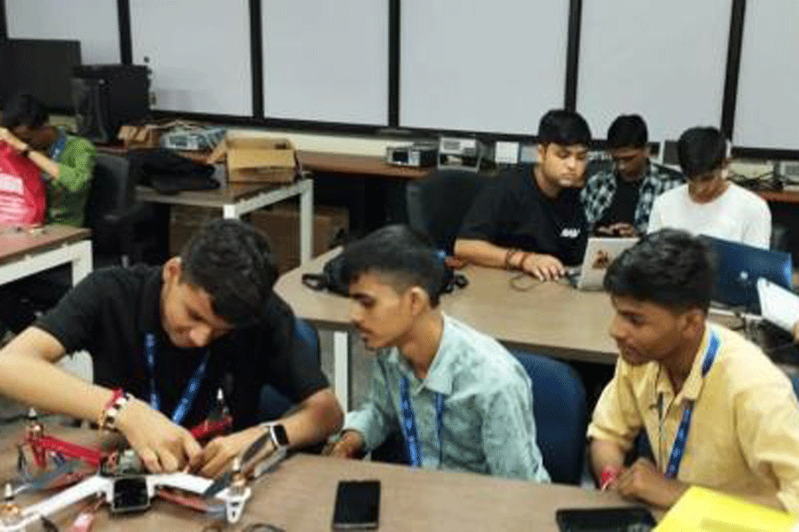 School students work on their innovations at IIT (ISM).