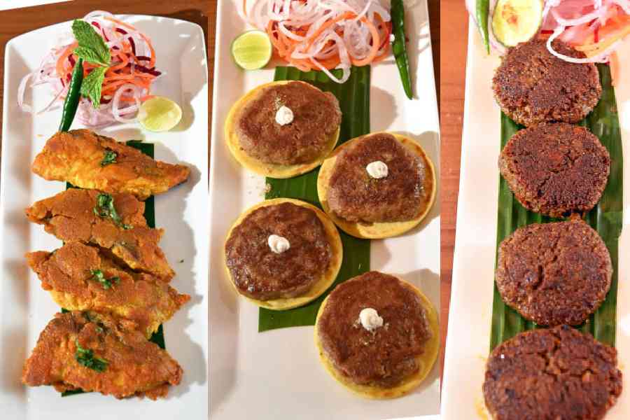 (l-r) Tawa Machali Nawabi, Shahi Galavat Kebab, Khumb Ki Shammi