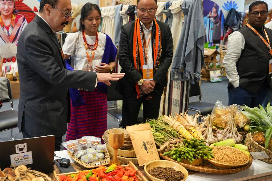 G20 Chief Coordinator Harsh Vardhan Shringla visits the G20 Crafts Bazaar, an exhibition-cum-sale, during the G20 Summit at the Bharat Mandapam, in New Delhi.