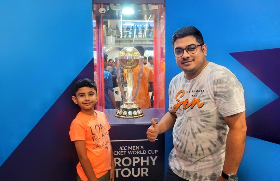 Although not a cricket fan himself, Rishiv Ghosh, all of seven years, accompanied his father, Sayantan Ghosh, who has been a cricketer through his school and college life. Nodding a blatant ‘no’ to the question, ‘Are you a cricket fan?’, the boy looked up at his father. Ghosh, who is a businessman, told us: “I am an alumnus of South Point and have been playing cricket throughout my school and college days. I still play at the alumni matches. I love Sourav Ganguly and Sachin Tendulkar but recently, I quite like Shubman Gill.” Ghosh is certain that India will win the trophy this time