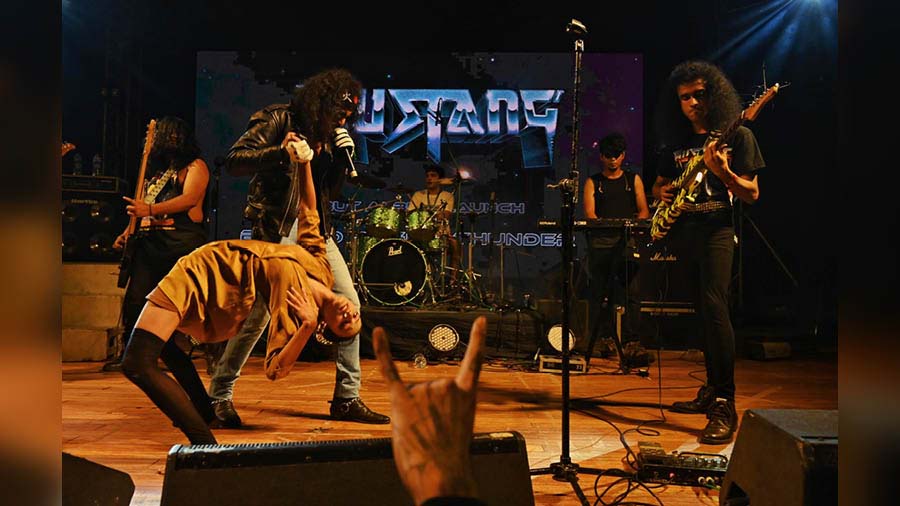 Mustang’s set marked the launch show for their album, ‘Beyond Raging Thunder’, promising a relentless display of their musical prowess