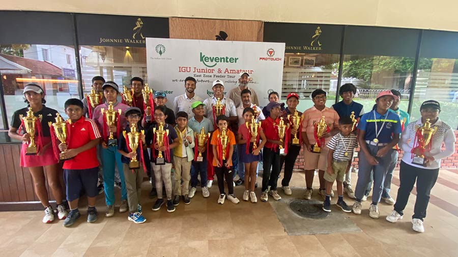 Dishan Ghosh and Mehak Lohan among the winners at the Kolkata Junior Masters