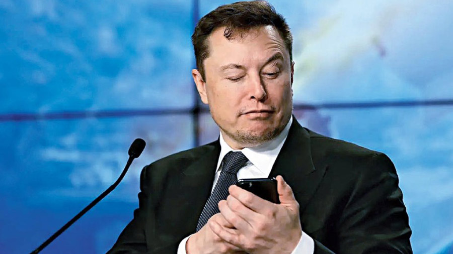 Elon Musk Googles his net worth every 16 hours, reveals the biography