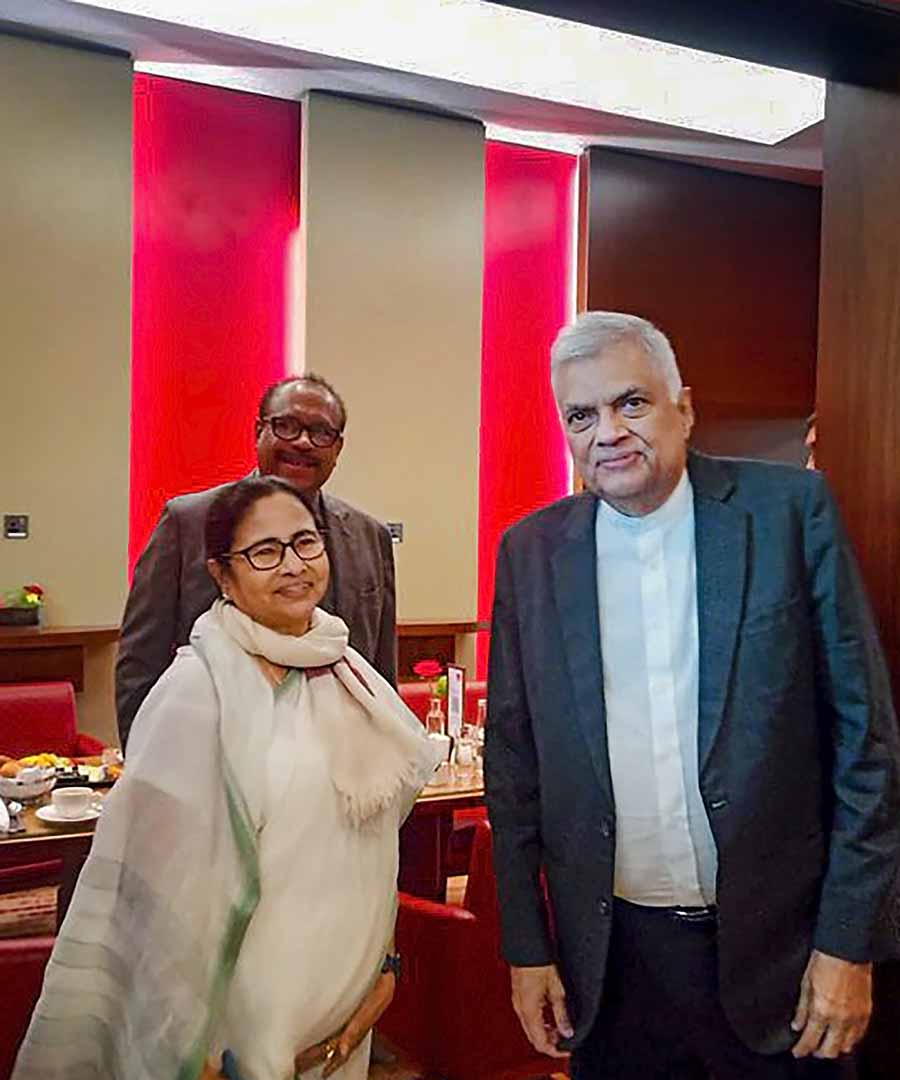 West Bengal chief minister Mamata Banerjee meet Sri Lanka President Ranil Wickremesinghe at the Dubai International Airport Lounge. Banerjee was on her way to Spain to seek investors for the Bengal Global Business Summit, 2023. The two-day summit will be held on November 21 and 22  