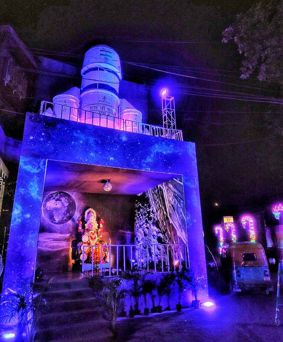 This Chandrayaan-3 themed Yubak Sangha Club Ganesh Puja pandal at Salt Lake Punjab National Bank crossing celebrates the success of India’s lunar mission