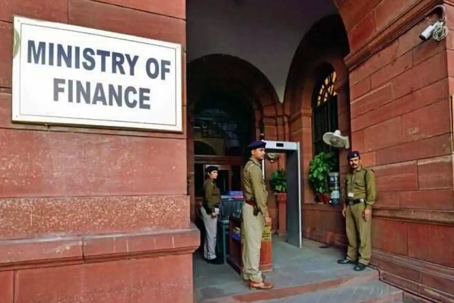  No new change in income tax regime from April 1: Finance ministry