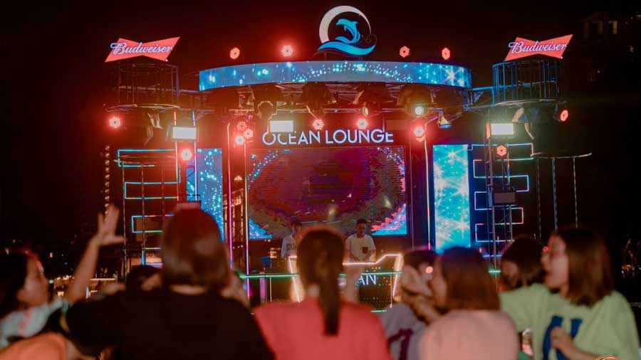Ocean Lounge Club