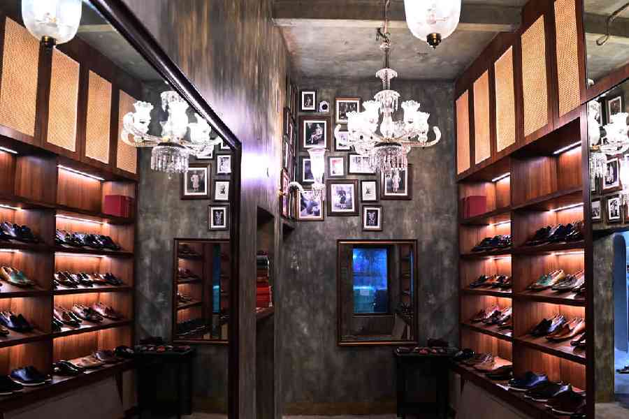 The 800sq ft store will instantly give you an old colonial feel once you step in. The walls are painted to give a worn-out look while pictures of maharajas, maharanis (think Duleep Singh, Gayatri Devi) adorn the walls. "I am a lover of vintage, I love old-world stuff. The decor of the store reflects that. The wall is patinated, like we do patina on our shoes we did it on the walls as well. When you talk about shoemaking, we do not go by what the trend is... in 1950-1960s people used to do complete handmade shoes, that's what we do today. We do not do machine stitches, I love handmade and it also gives livelihood to artisans," said Rahul. 