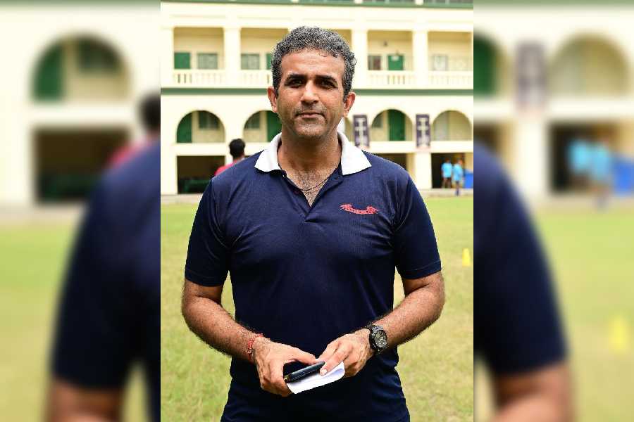 “We have students coming from different batches. Our oldest player is 63, and the youngest player is 20. We have this excellent friendship and fellowship going around, and that is why we enjoy coming back to school to meet our friends and fellow mates,” said Amish Raja, convenor of ALSOCCER.