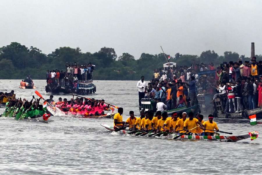 The boat race in Kulti in South 24-Parganas