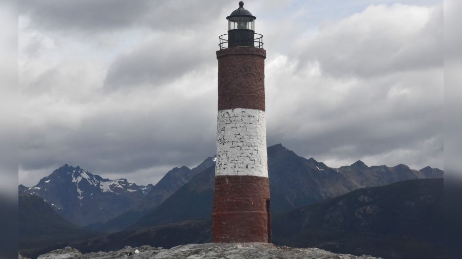 The lighthouse that inspired Jules Verne is built on the easternmost point of Tierra del Fuego