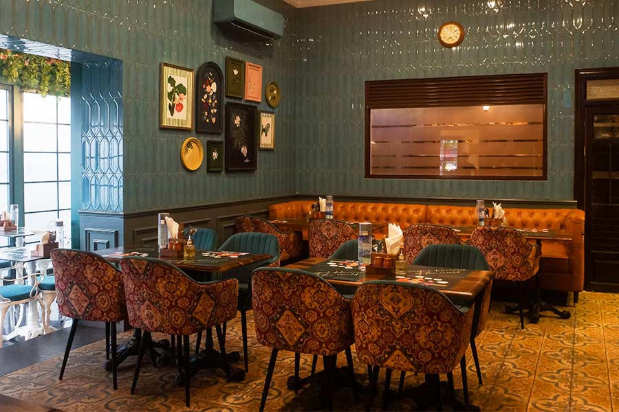 Located close to Basanti Devi Collage and Hindustan Park, the eatery is the newest addition to the Gariahat food scene