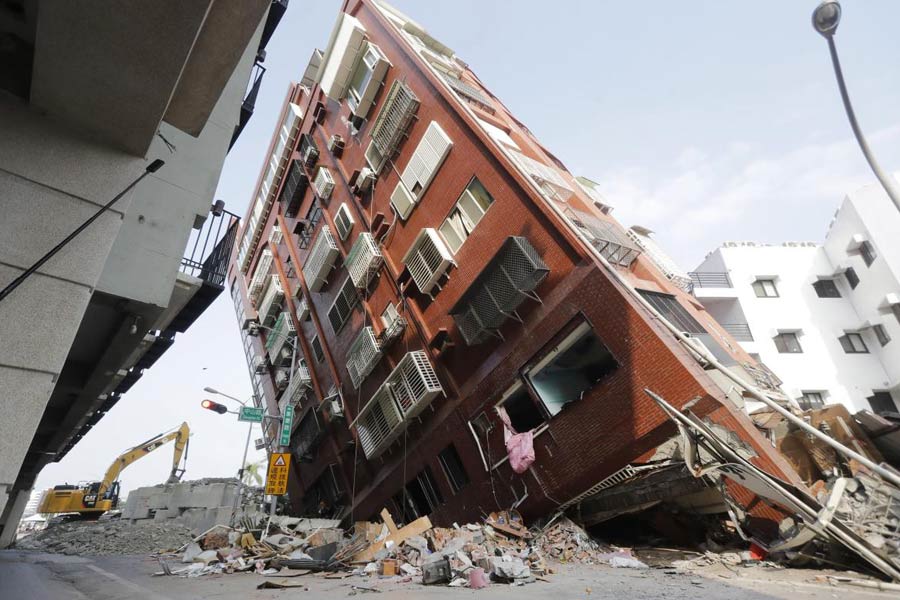 Earthquake Over 600 people still stranded in Taiwan, three days after
