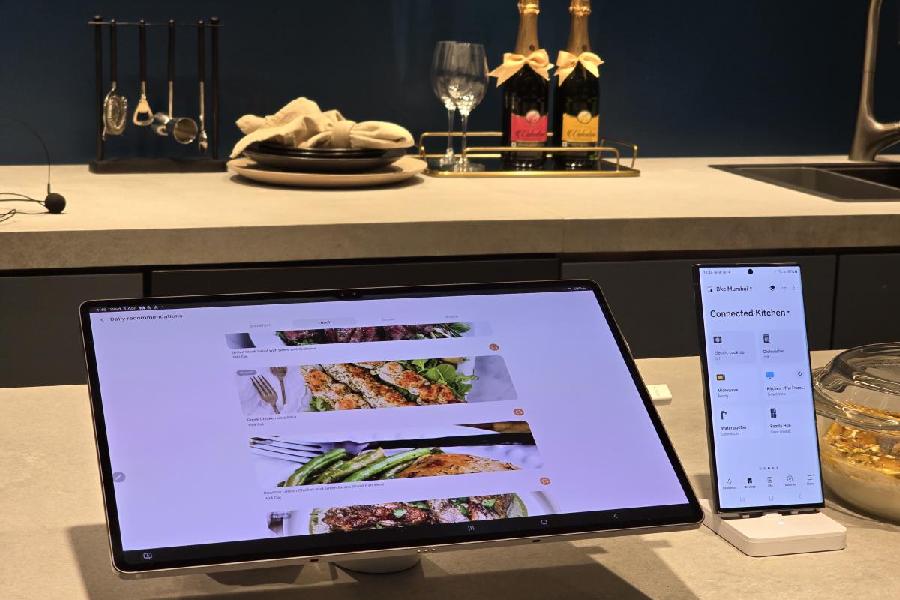 The connected appliances can work through Samsung's app.