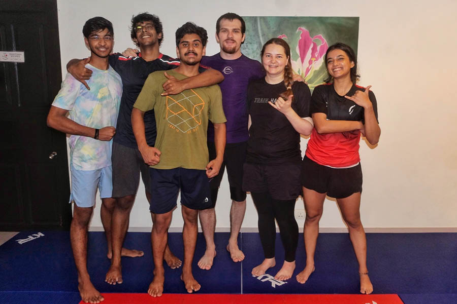 From the start, Steven Ellis (seen standing in the middle of his students wearing purple) was amazed by Kolkata’s warmth, with people enthusiastic to be involved at every step.